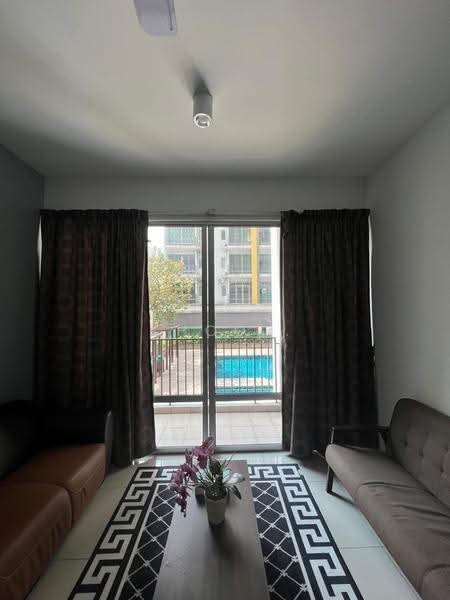 Kediaman Servis untuk Dijual di Greenfield Regency - Khoo . - Living Room - PropertyGuru.com.my