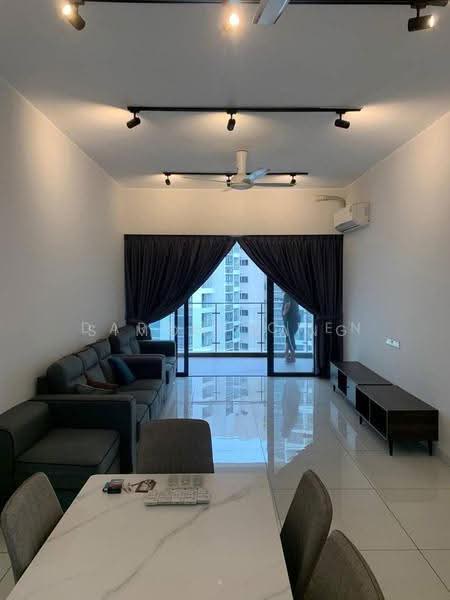 Kondominium untuk Dijual di Lovell @ Country Garden Danga Bay - Simon Wang - Living Room - PropertyGuru.com.my
