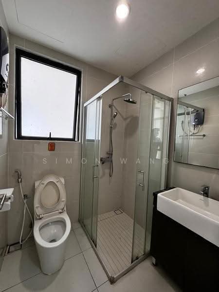 Kondominium untuk Dijual di Lovell @ Country Garden Danga Bay - Simon Wang - Bathroom - PropertyGuru.com.my