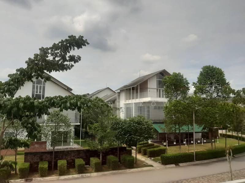 Bungalow House for Sale in Seri Pilmoor (Petaling Jaya) - Elaine Kow - PropertyGuru.com.my