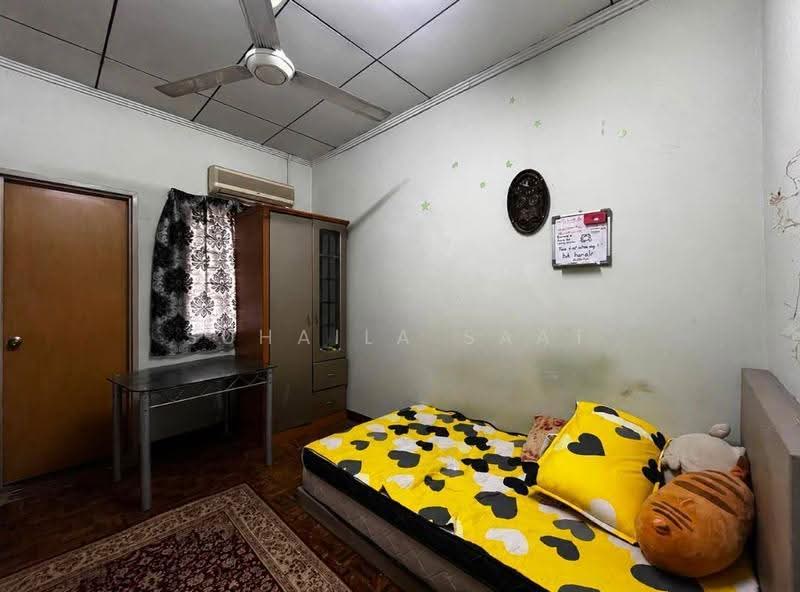 Terraced House for Sale in Shah Alam (Selangor) - Suhaila Saat - Bedroom - PropertyGuru.com.my