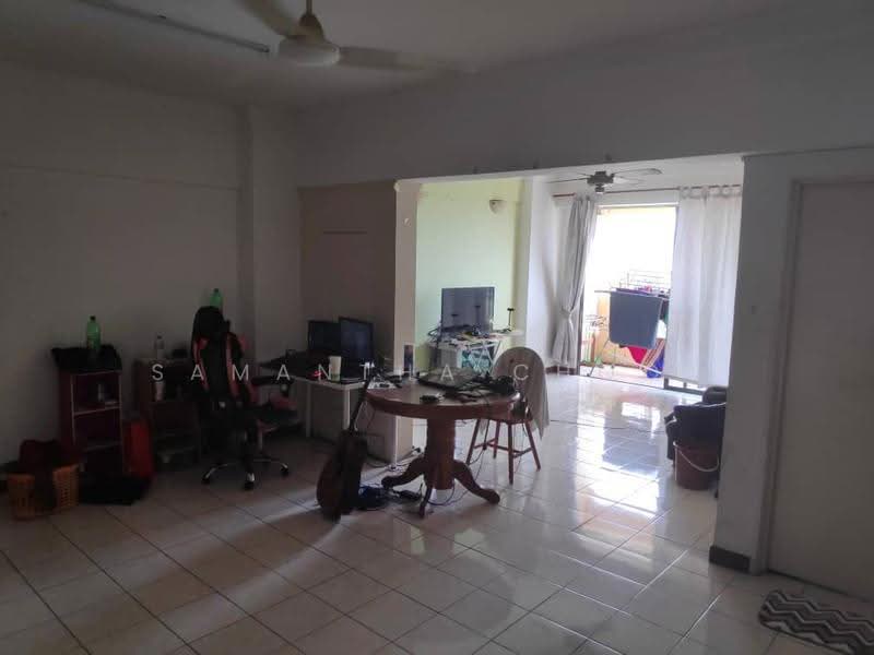 Condominium for Sale at Vista Komanwel A - Samantha Chooi - Living Room - PropertyGuru.com.my