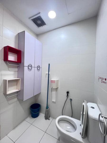 Kediaman Servis untuk Disewa di Trefoil @ Setia City - TY Chew - Bathroom - PropertyGuru.com.my
