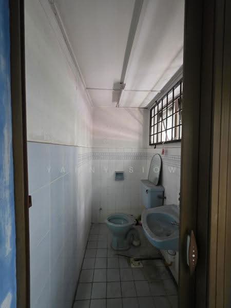 Shop / Office for Sale in Diamond Square (Setapak) - Yanny Siow - Bathroom - PropertyGuru.com.my