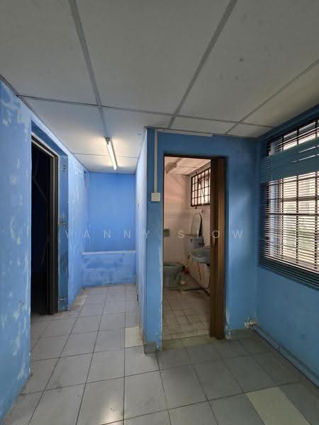 Shop / Office for Sale in Diamond Square (Setapak) - Yanny Siow - Bathroom - PropertyGuru.com.my