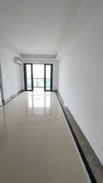 Kediaman Servis untuk Dijual di R&F Princess Cove Phase 1 - Simon Wang - Living Room - PropertyGuru.com.my