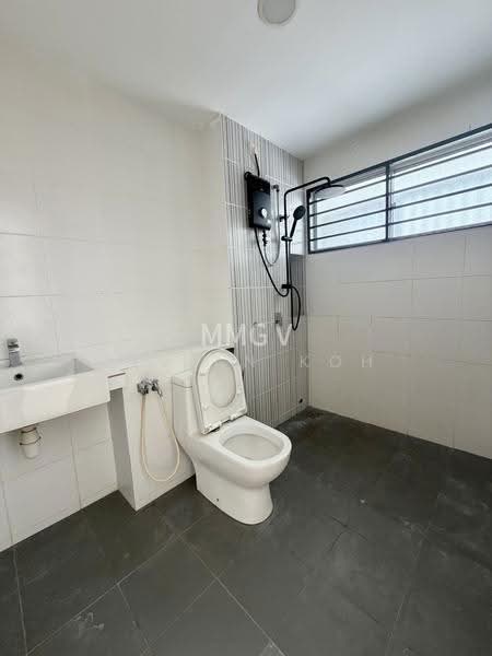 2-storey Terraced House for Rent in Bandar Bukit Tinggi (Klang) - Vivian Koh - PropertyGuru.com.my