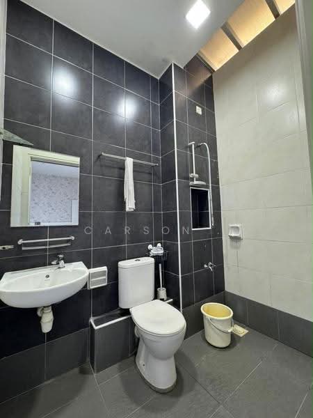 Rumah Teres 2-Tingkat untuk Dijual di Setia Tropika (Johor Bahru) - Carson . - Bathroom - PropertyGuru.com.my