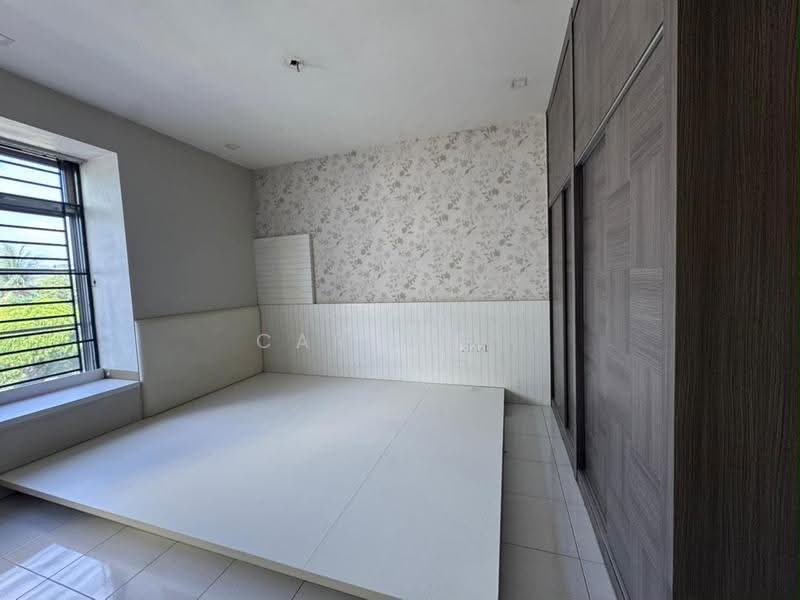 Rumah Teres 2-Tingkat untuk Dijual di Setia Tropika (Johor Bahru) - Carson . - Bedroom - PropertyGuru.com.my