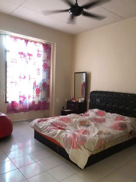 Rumah Teres 2-Tingkat untuk Dijual di Bandar Putra Permai (Seri Kembangan) - Jercy Tan - Bedroom - PropertyGuru.com.my