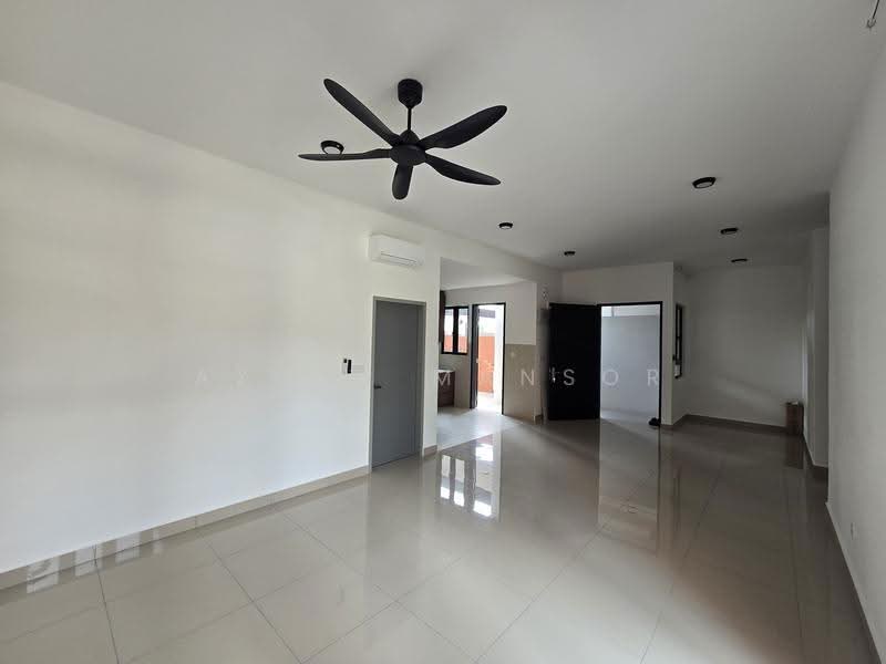 Townhouse for Rent in Elmina (Shah Alam) - Azhar Mansor - Living Room - PropertyGuru.com.my