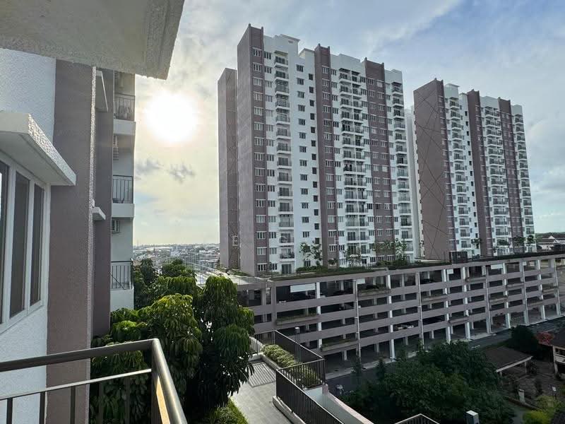 Kondominium untuk Dijual di D'Aman Residence - CE Goh - balcony view - PropertyGuru.com.my