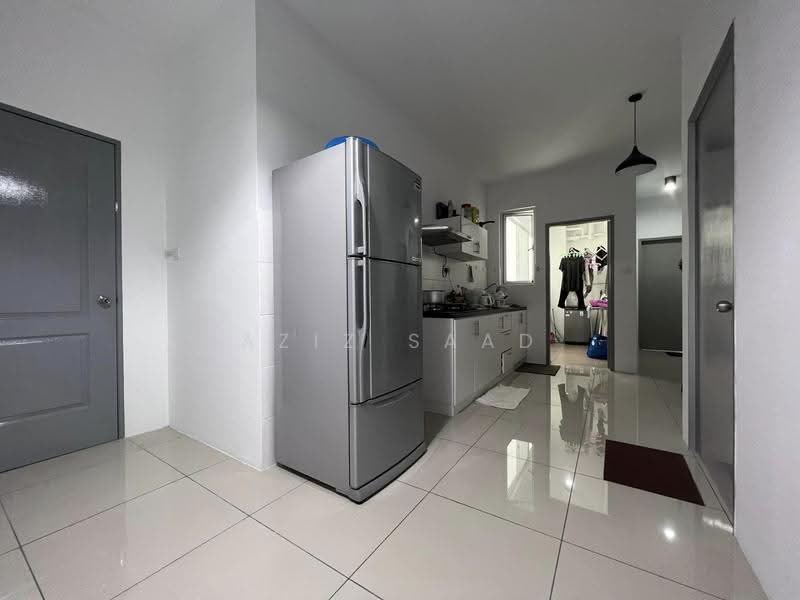 Kondominium untuk Disewa di Residensi PV18 - Aziz Saad - Kitchen - PropertyGuru.com.my