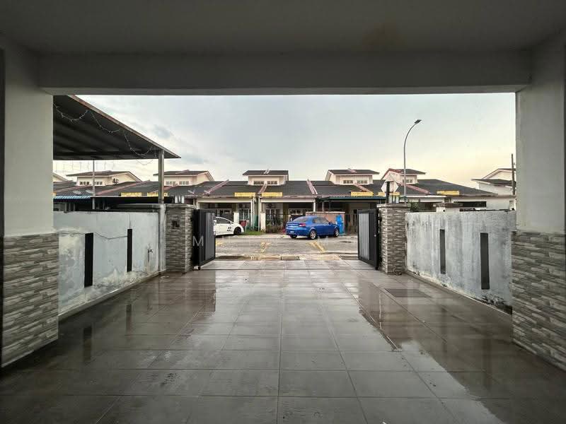 1-storey Terraced House for Sale in Shah Alam (Selangor) - Muin Mn - Exterior - PropertyGuru.com.my