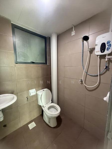 Service Residence for Sale at ARC @ Austin Hills - Winnie Ng - Bathroom - PropertyGuru.com.my