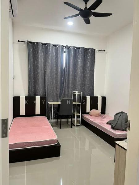 Kediaman Servis untuk Disewa di MKH Boulevard II - Kayden Siah - Bedroom - PropertyGuru.com.my