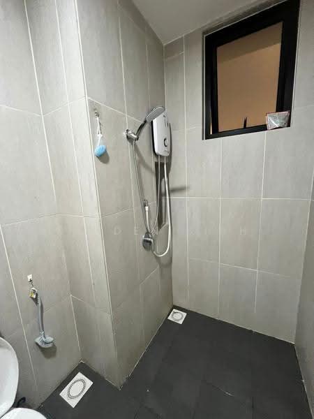 Kediaman Servis untuk Disewa di MKH Boulevard II - Kayden Siah - Bathroom - PropertyGuru.com.my