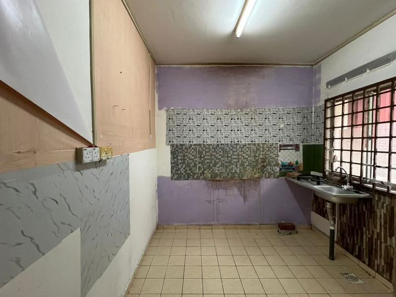 Rumah Teres 2-Tingkat untuk Dijual di Taman Kota Masai (Pasir Gudang) - Jayden Ng - Kitchen - PropertyGuru.com.my