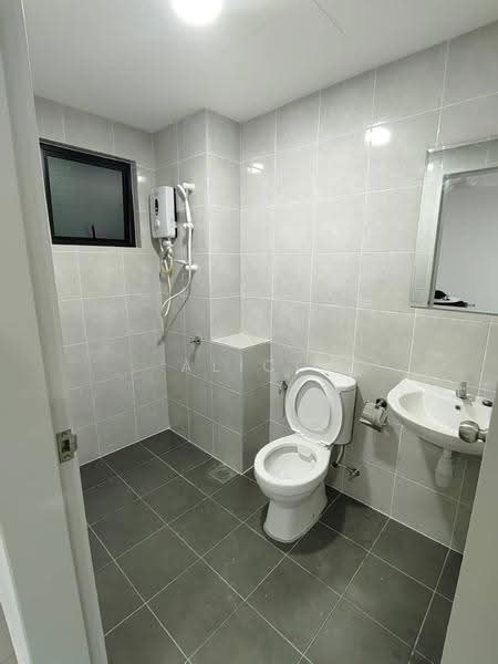 Kediaman Servis untuk Disewa di Duduk Se.Ruang @ Eco Sanctuary - Alice Wong - Bathroom - PropertyGuru.com.my