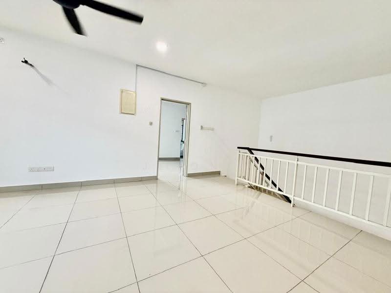 Rumah Kluster untuk Dijual di Kulai (Johor) - JE ONG - Living Room - PropertyGuru.com.my