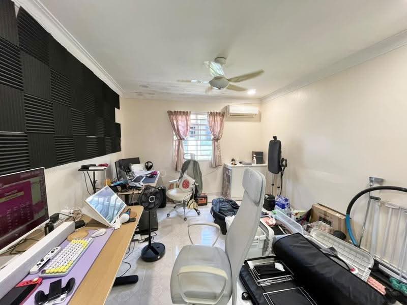 Bungalow House for Sale in Bukit Sentosa (Rawang) - Tom Yip - Study - PropertyGuru.com.my