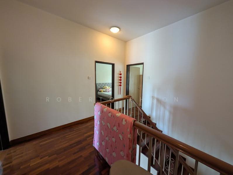 Rumah Bandar untuk Dijual di KL City Centre (Kuala Lumpur) - Roberto Phoon - Corridor - PropertyGuru.com.my