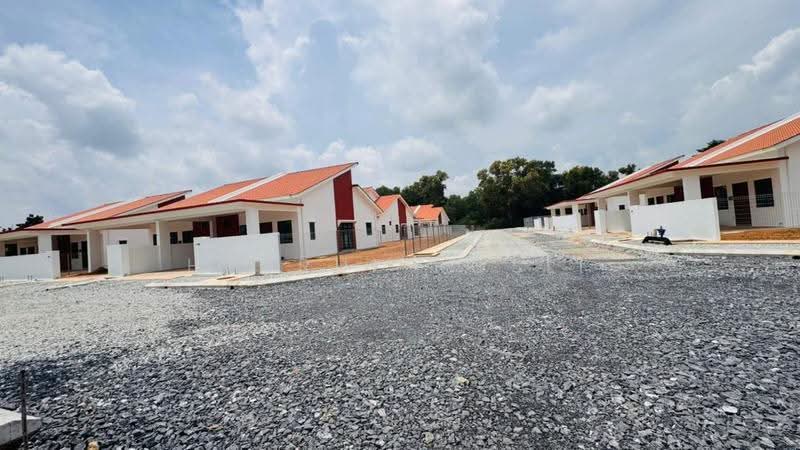 Semi-Detached House for Sale in Jitra (Kedah) - Hasrul Rosli - Exterior - PropertyGuru.com.my