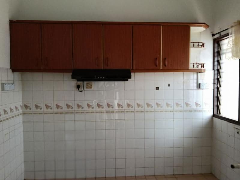 Rumah Teres 2-Tingkat untuk Dijual di Usj 12 (Subang Jaya) - Cindy Ng - Kitchen - PropertyGuru.com.my