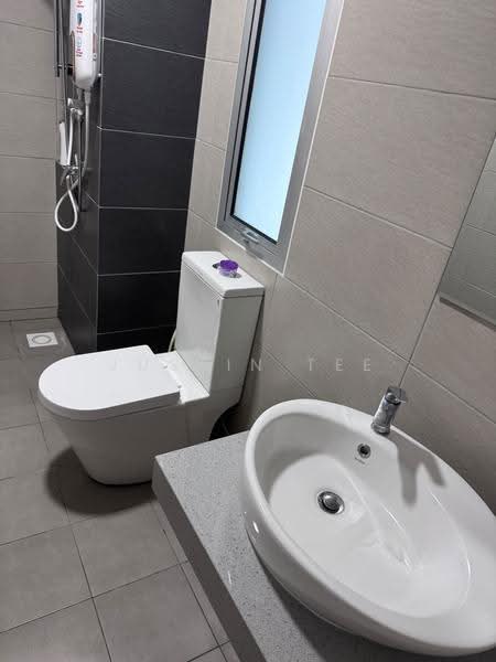 Kediaman Servis untuk Disewa di MIRAI Residences - Justin Tee - Bathroom - PropertyGuru.com.my