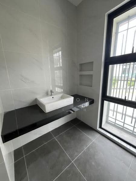 Rumah Teres untuk Dijual di Hulu Langat (Selangor) - Winson Liem - Bathroom - PropertyGuru.com.my