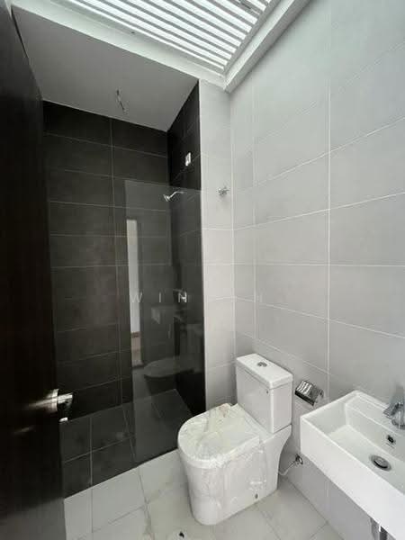 Rumah Teres untuk Dijual di Hulu Langat (Selangor) - Winson Liem - Bathroom - PropertyGuru.com.my