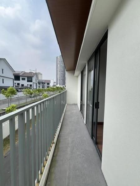 Rumah Teres untuk Dijual di Hulu Langat (Selangor) - Winson Liem - Balcony - PropertyGuru.com.my