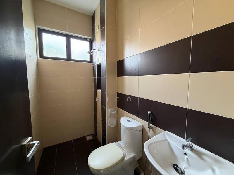 Rumah Teres 2-Tingkat untuk Dijual di Johor Bahru (Johor) - Nico Chong - Bathroom - PropertyGuru.com.my