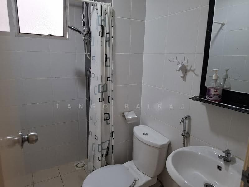 Kondominium untuk Dijual di Residensi Puchongmas - Tango Balraj - Bathroom - PropertyGuru.com.my