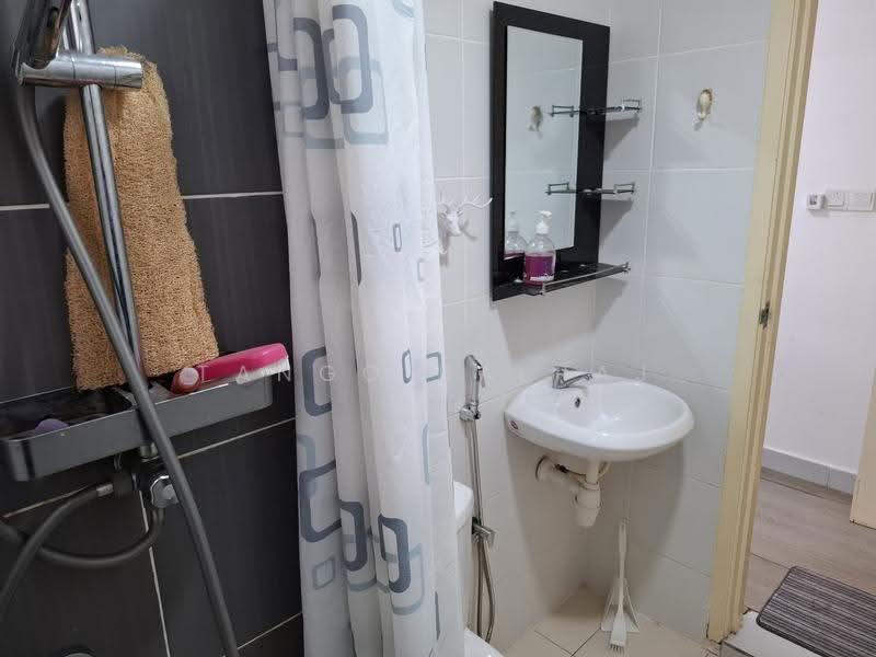 Kondominium untuk Dijual di Residensi Puchongmas - Tango Balraj - Bathroom - PropertyGuru.com.my