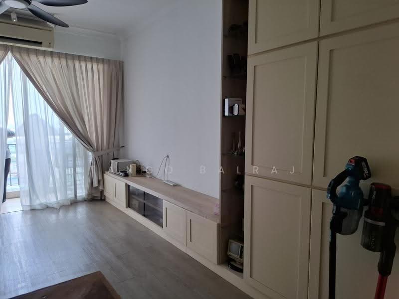 Kondominium untuk Dijual di Residensi Puchongmas - Tango Balraj - Living Room - PropertyGuru.com.my