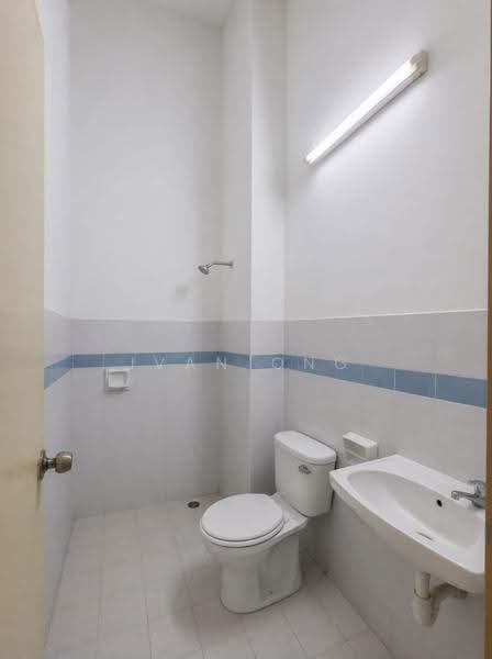 Rumah Teres 1-Tingkat untuk Disewa di Bukit Indah (Iskandar Puteri (Nusajaya)) - Ivan Ong - Bathroom - PropertyGuru.com.my