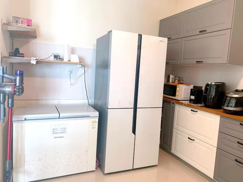 Condominium for Sale at All Seasons Park - Sr. Helen Teoh - Kitchen - PropertyGuru.com.my