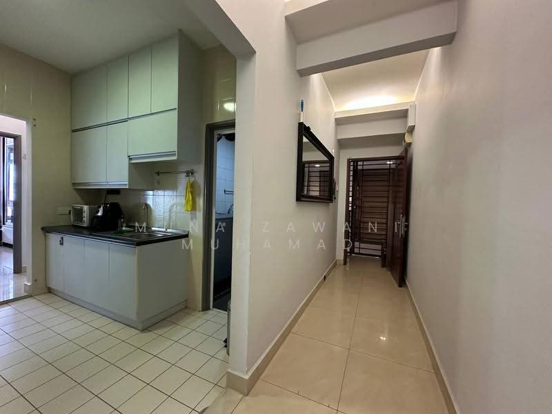 Kondominium untuk Dijual di Royal Domain Sri Putramas 2 - Muna Zawani Muhamad - Kitchen - PropertyGuru.com.my