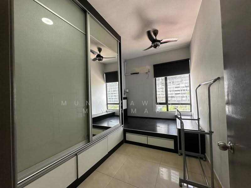 Kondominium untuk Dijual di Royal Domain Sri Putramas 2 - Muna Zawani Muhamad - Bedroom - PropertyGuru.com.my