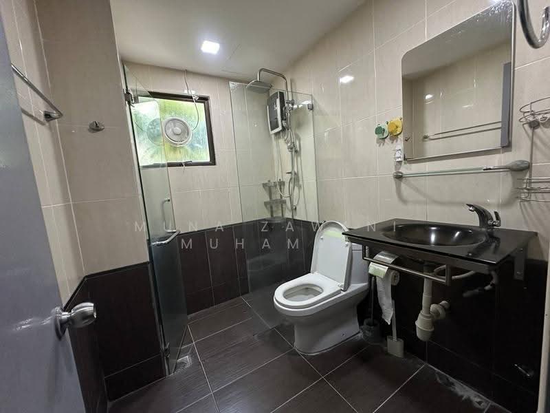 Kondominium untuk Dijual di Royal Domain Sri Putramas 2 - Muna Zawani Muhamad - Bathroom - PropertyGuru.com.my