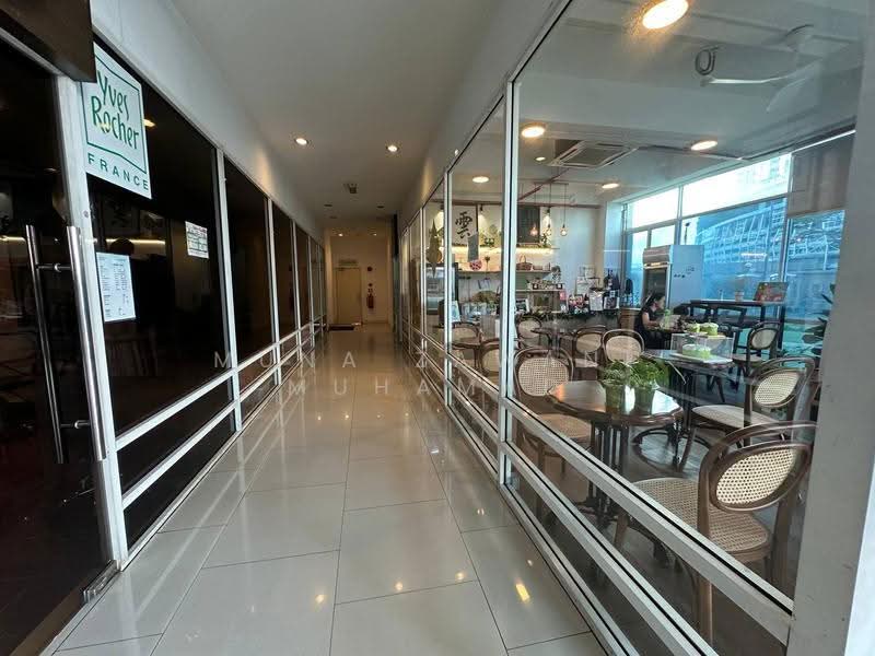 Kondominium untuk Dijual di Royal Domain Sri Putramas 2 - Muna Zawani Muhamad - Corridor - PropertyGuru.com.my
