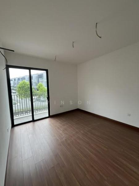 2-storey Terraced House for Sale in Batu 9 (Cheras) - Winson Liem - Balcony - PropertyGuru.com.my