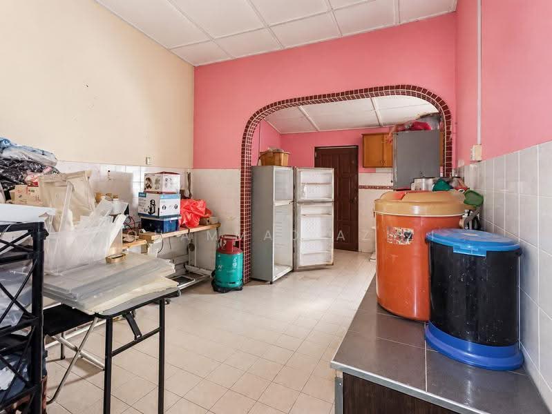 1-storey Terraced House for Sale in Taman Seri Mahkota Aman (Kuantan) - Mohammad Azizi - PropertyGuru.com.my