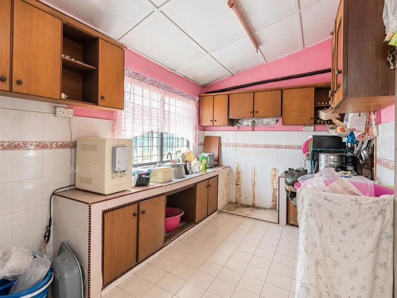 1-storey Terraced House for Sale in Taman Seri Mahkota Aman (Kuantan) - Mohammad Azizi - PropertyGuru.com.my