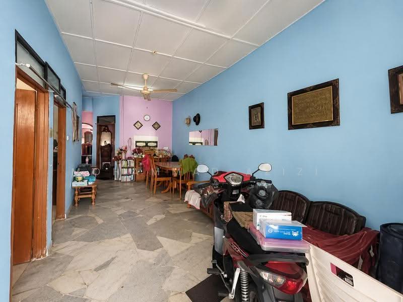 1-storey Terraced House for Sale in Taman Seri Mahkota Aman (Kuantan) - Mohammad Azizi - PropertyGuru.com.my