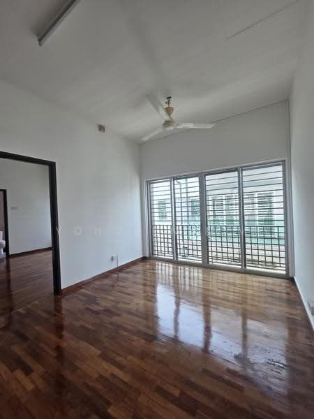 Semi-Detached House for Sale in Bandar Parklands (Klang) - Yongsen Lim - Living Room - PropertyGuru.com.my