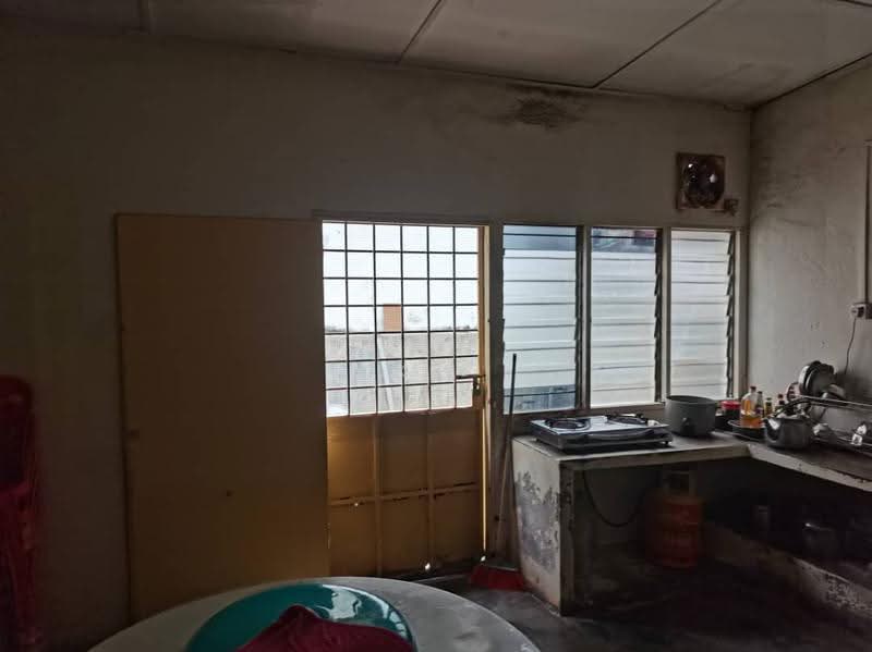 2-storey Terraced House for Sale in Taman Usaha Jaya (Kepong) - KC Woo - Kitchen - PropertyGuru.com.my