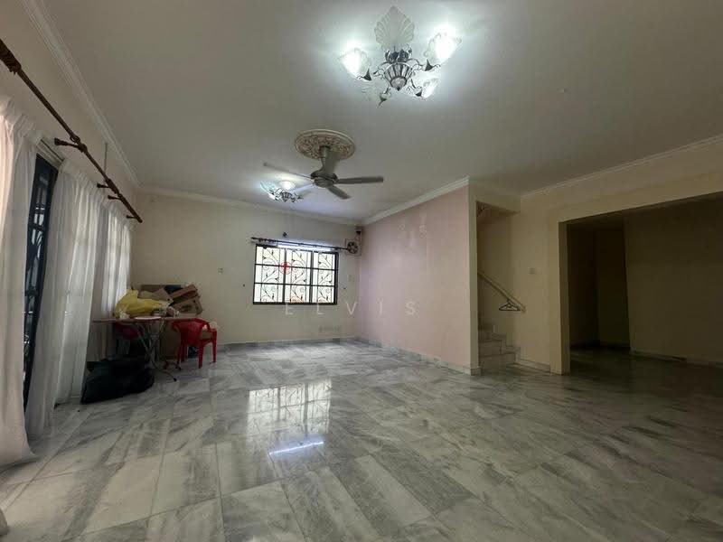 Bungalow House untuk Dijual di Taman Bukit Mewah (Kajang) - Elvis Kok - Living Room - PropertyGuru.com.my