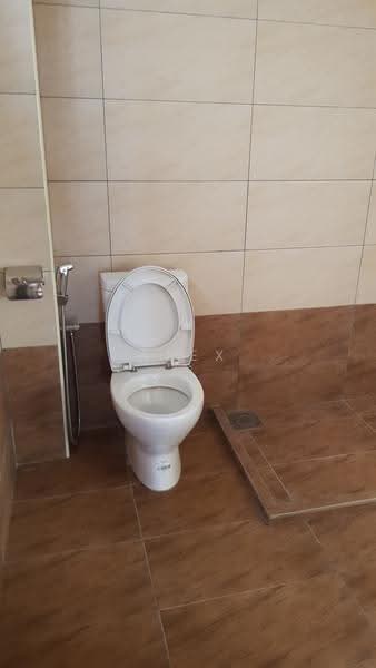 Rumah Teres 2-Tingkat untuk Disewa di BANDAR PUCHONG JAYA (Puchong) - Alex Yip - Bathroom - PropertyGuru.com.my